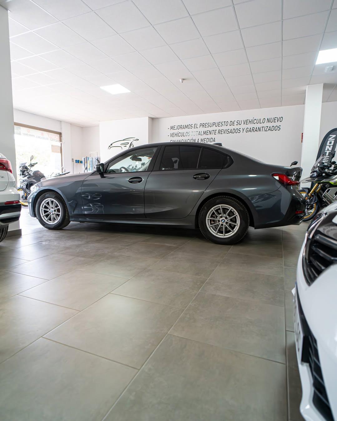 BMW 320D AUTOMáTICO MICRO HíBRIDO - 3